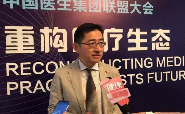 张强先生接受媒体采访